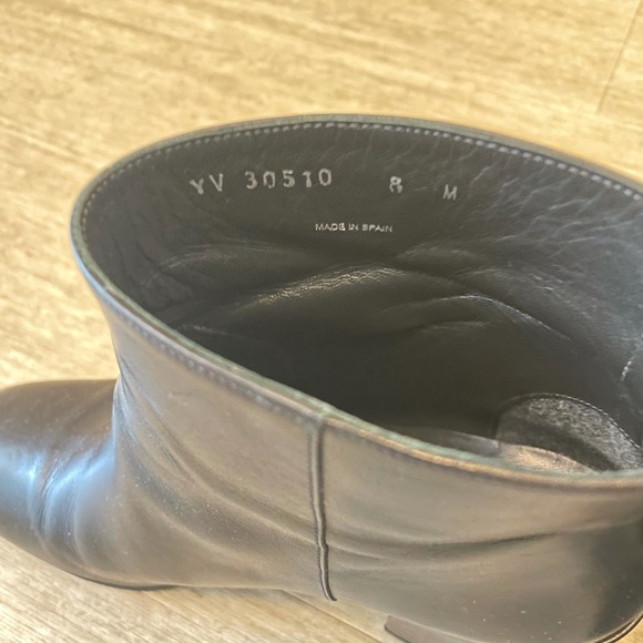 Stuart Weitzman Block Heel Leather Bootie - Picture 3 of 4